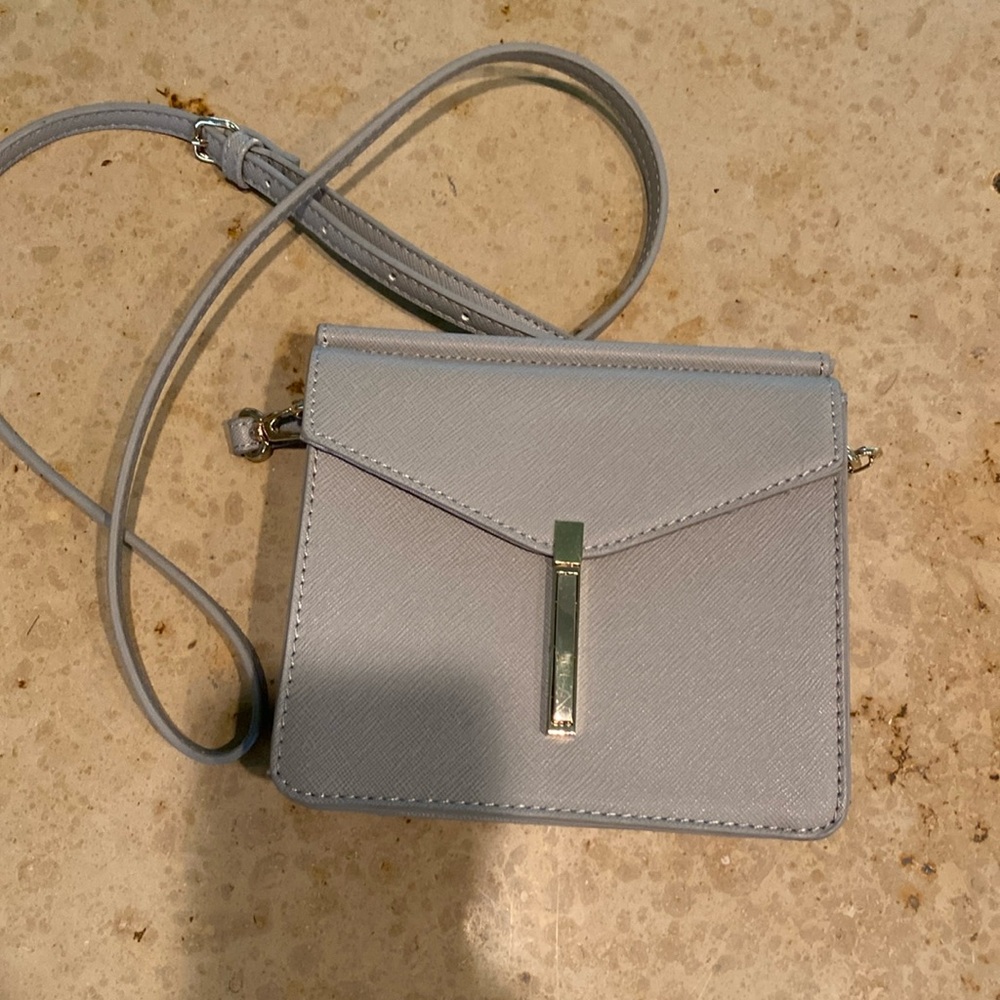 NWOT Forever 21 grey shoulder purse